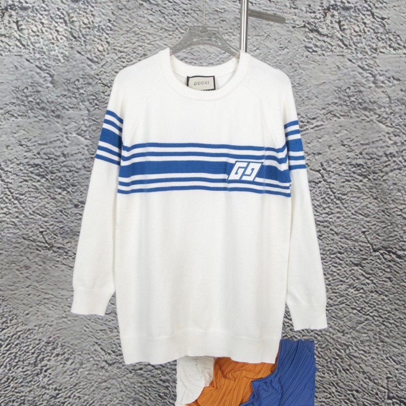 G*u*i sweaters